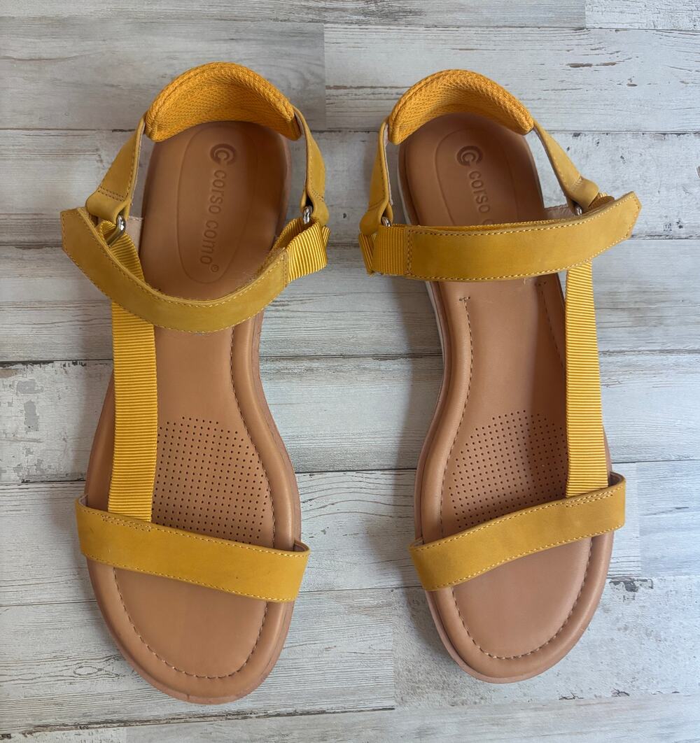 CC Corso Como Yellow Strappy Sandals Women's Size 10 NEW